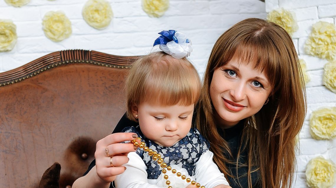 Беременная в магазине. Мама года магазин. Аблаева екатерина жигулевск. Мама года магазин. Мама года магазин.