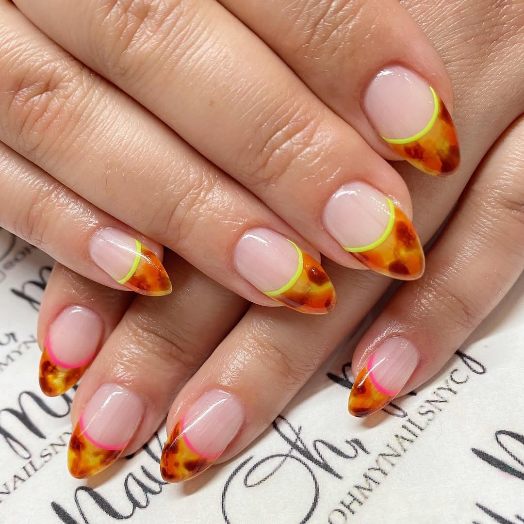 Манікюр «черепаховий панцир»