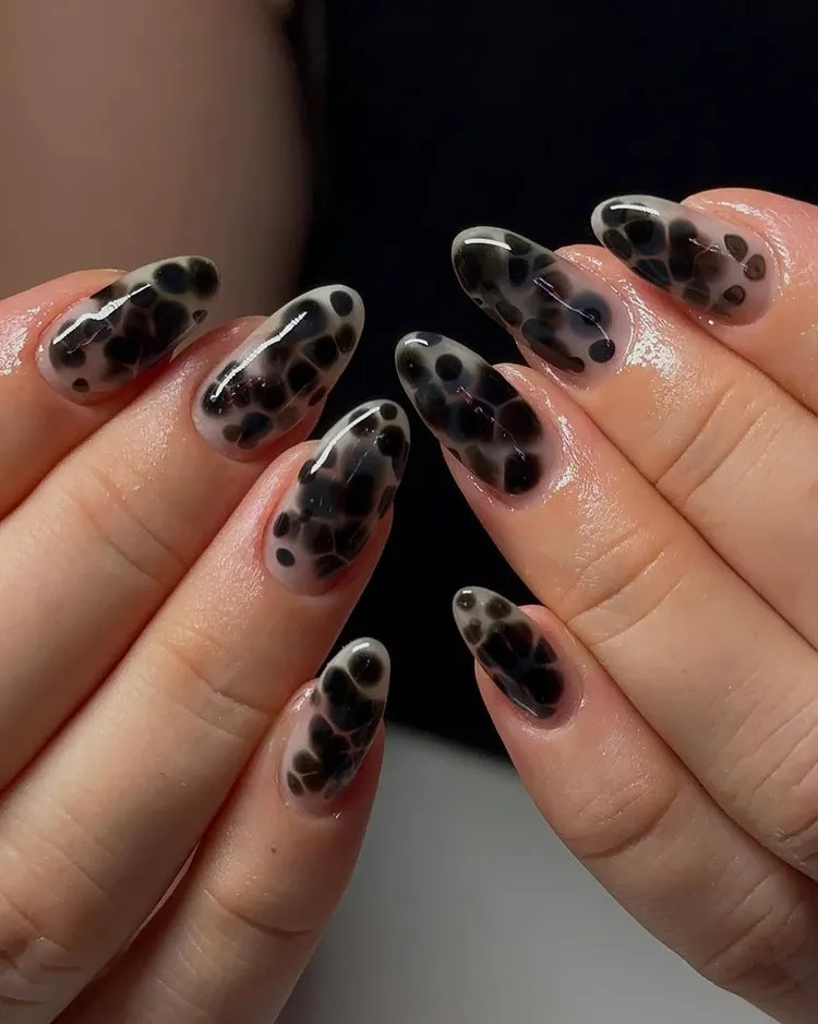 Манікюр «черепаховий панцир»