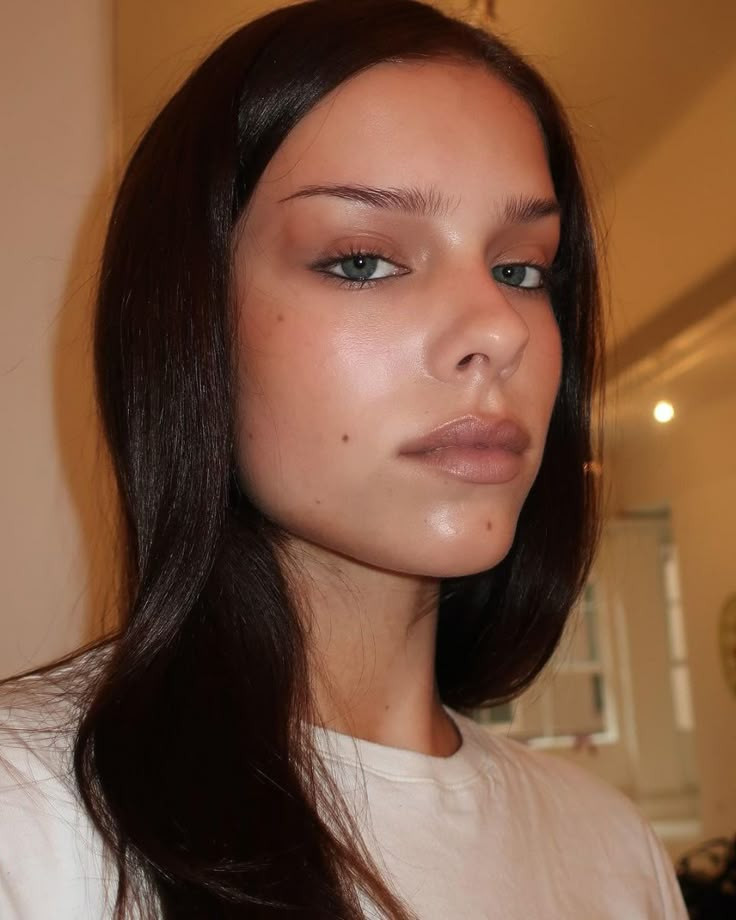 Тонкі брови 2026