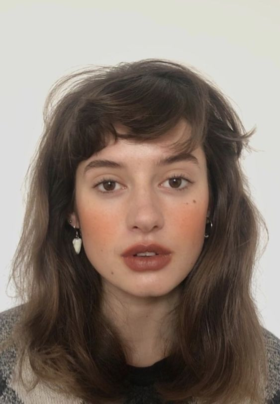 Коричнева помада 90-х