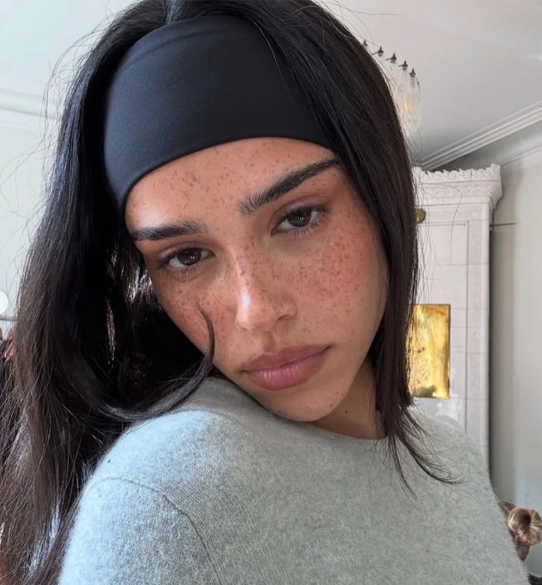 Straight Brows