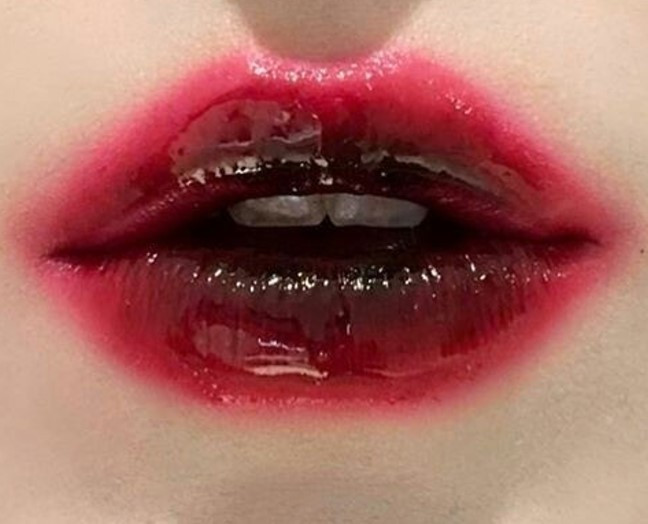 Эффект зацелованных губ