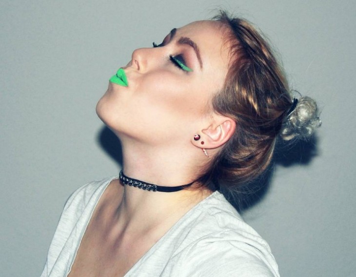 Зеленая помада стала новым трендом в макияже губ