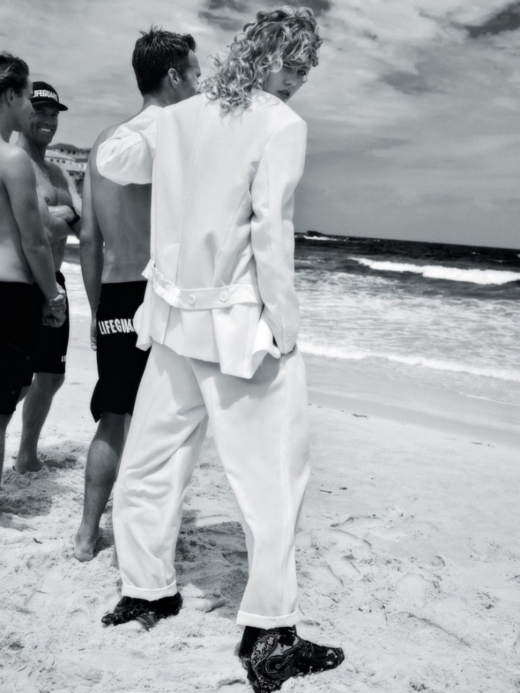 Карли Клосс для Vogue Австралия