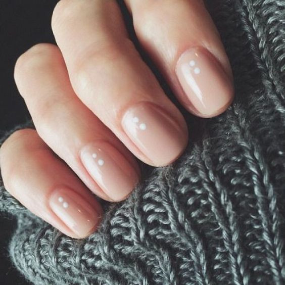 Вы будете удивлены: Pinterest назвал самой популярный цвет лака для ногтей 2017 года