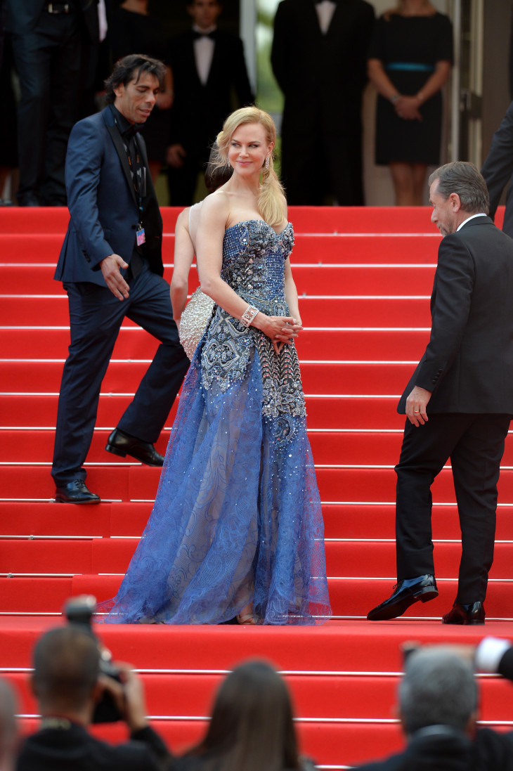 Николь Кидман в синем платье