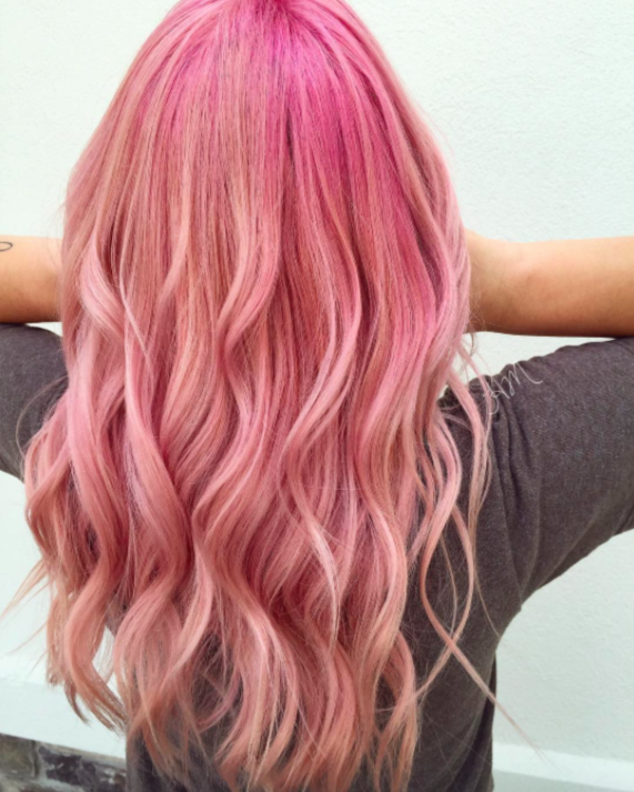 розовый цвет волос