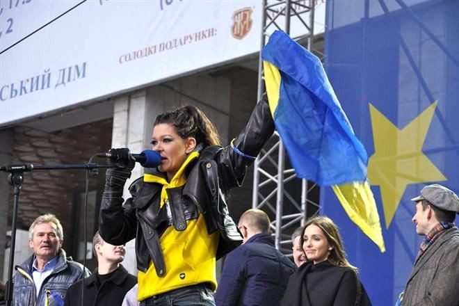 Руслана на Евромайдане фото