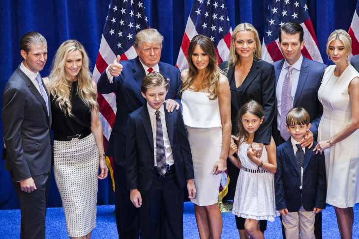 Трамп с семьей