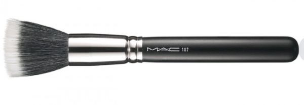 Кисть MAC Duo Fiber Face Brush