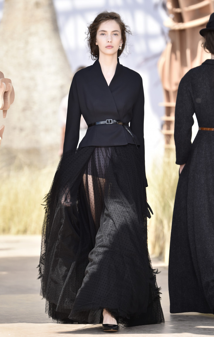 Christian Dior показ платье