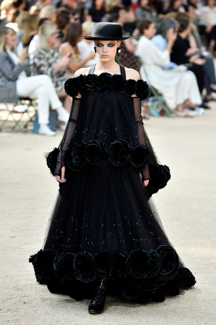 Показ Chanel Couture в Париже Неделя моды в Париже