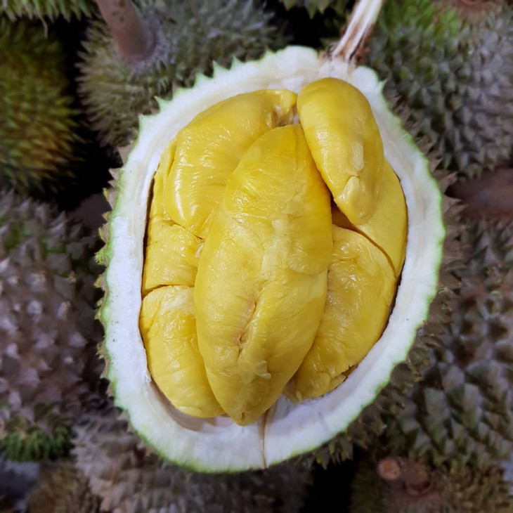 Тайский фрукт похожий. Дуриан. Дуриан питайя. Манго дуриан. Желтый фрукт Тайланд.