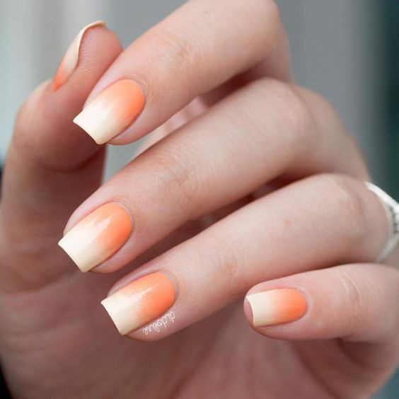Дизайн ногтей омбре в оранжевом цвете