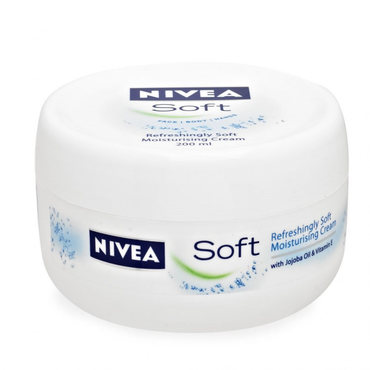 бюджетный крем для лица Nivea Soft Cream