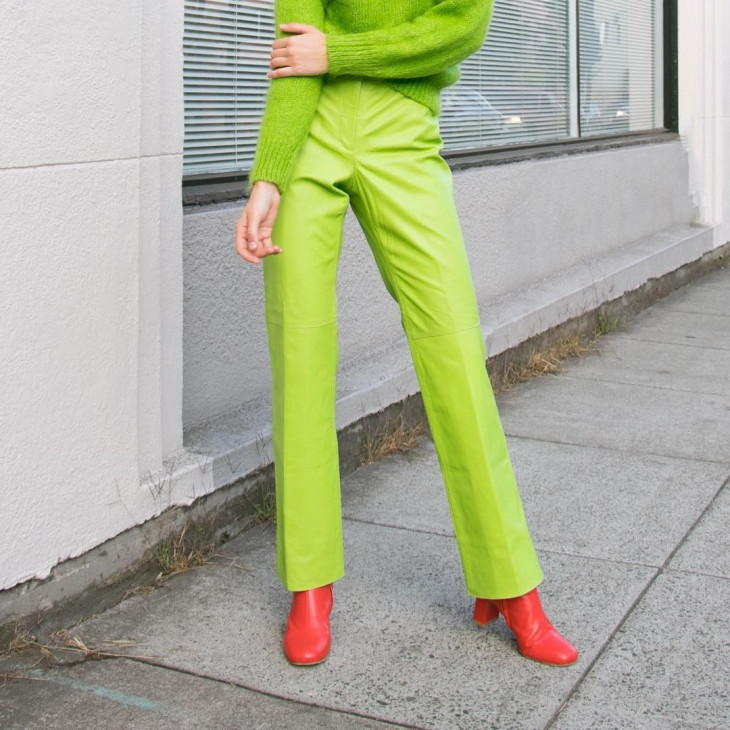 неоновый цвет - модный тренд 2018 - брюки
