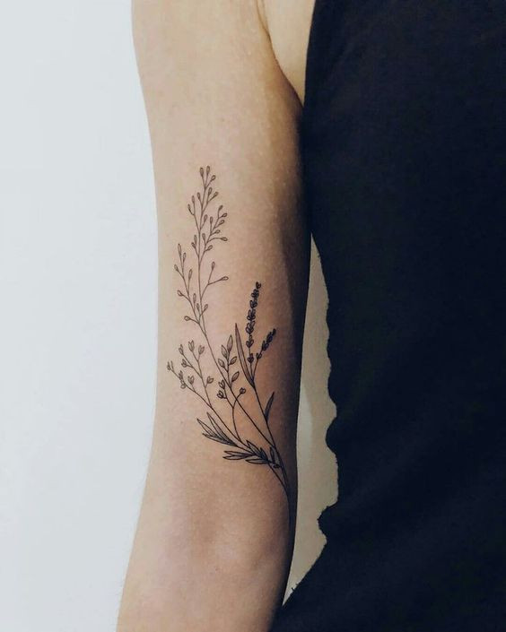 цветочная татуировка