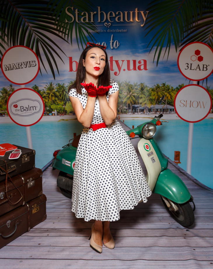 Pin-Up It! Самые модные блогеры в образах 50-х на Beauty Bloggers Brunch 