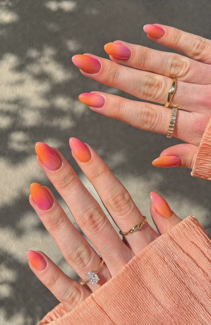 Манікюр омбре у стилі заходу сонця (Sunset Ombré)